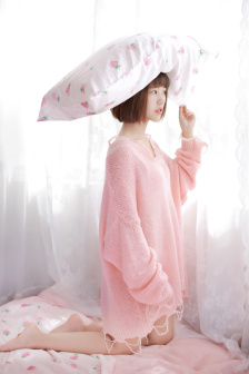 年轻女仆